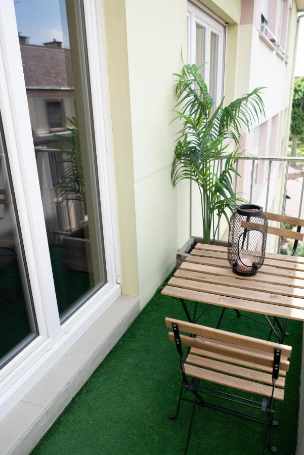Mama With Aircon Including Parking 2 Cars Apartment Colmar Exterior photo